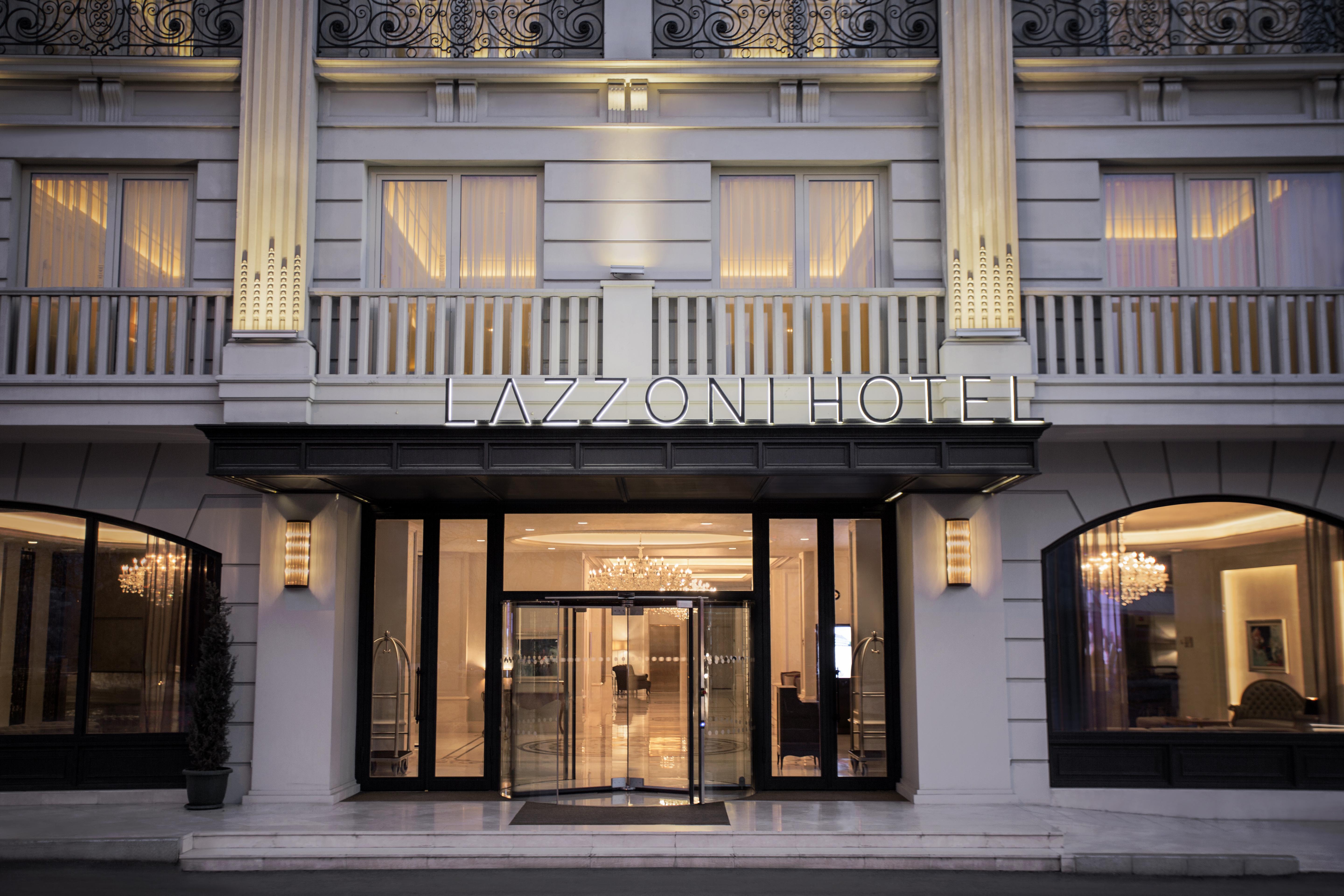 Отель Lazzoni 5*